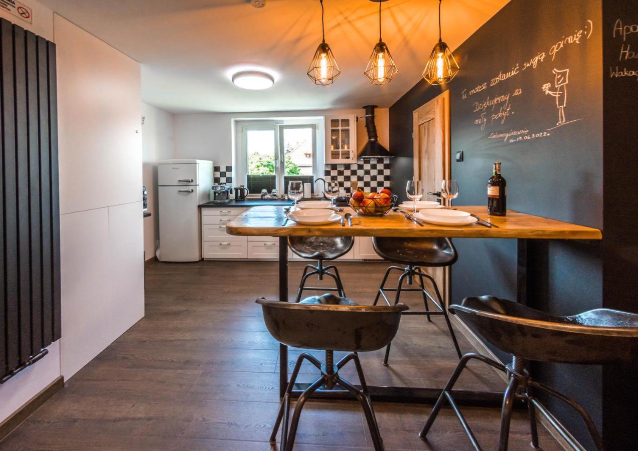 Apartament Wita Stwosza يلينيا غورا المظهر الخارجي الصورة