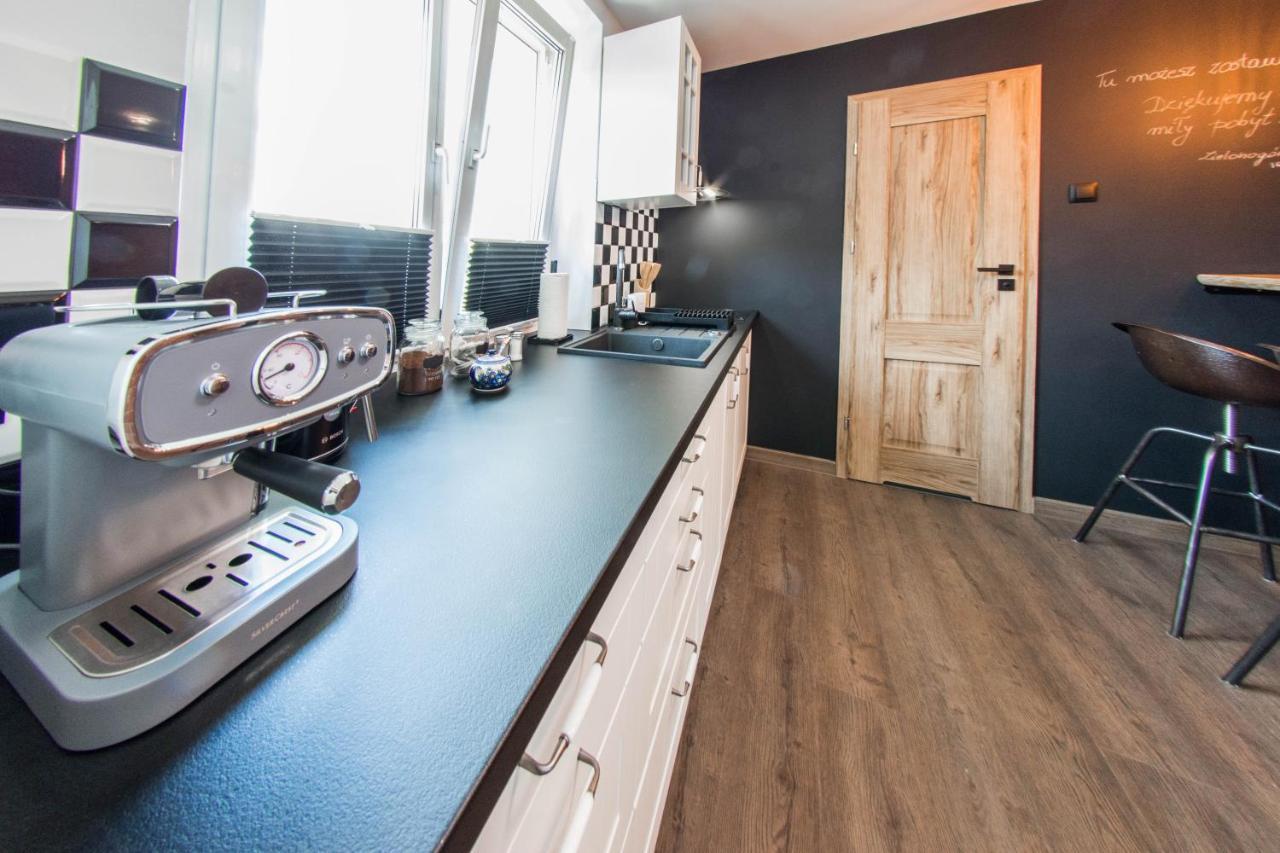 Apartament Wita Stwosza يلينيا غورا المظهر الخارجي الصورة